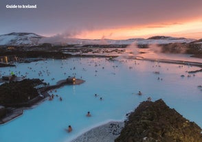 Vue aérienne du Blue Lagoon en Islande.
